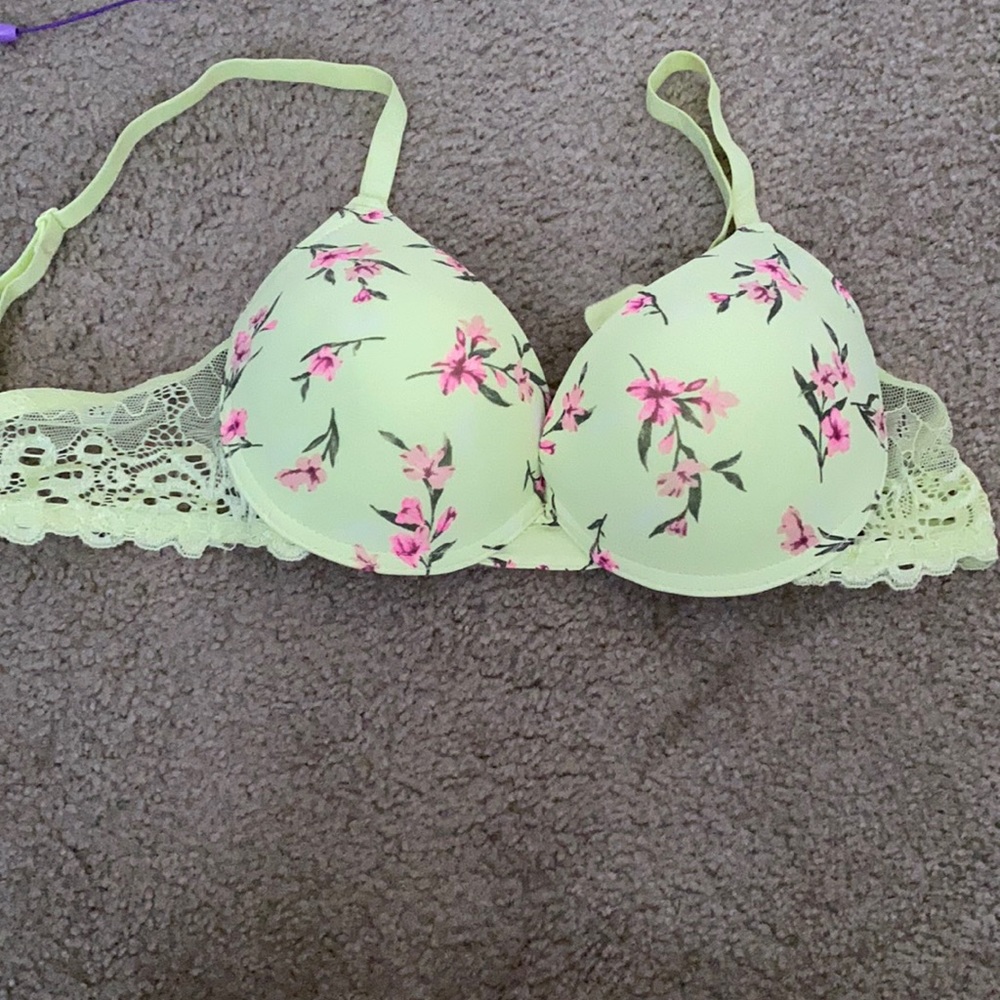 Push-up bra
